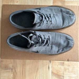 Nike grey sneakers size 10 men’s